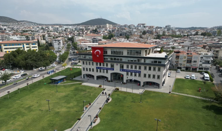 KUŞADASI BELEDİYESİNE YOLSUZLUK OPERASYONU ..